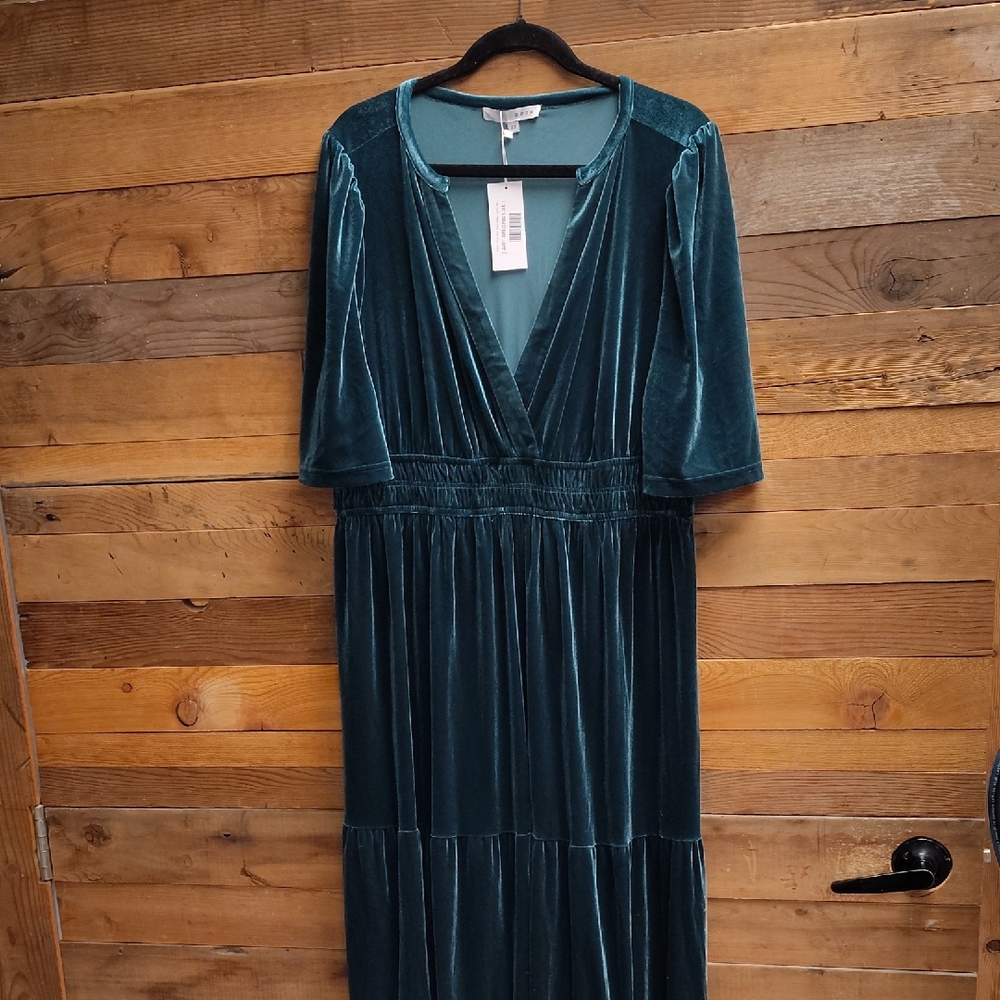 Baltic Born Deep Green Velvet Dress
